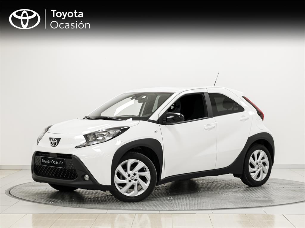 TOYOTA Aygo X Play MT
